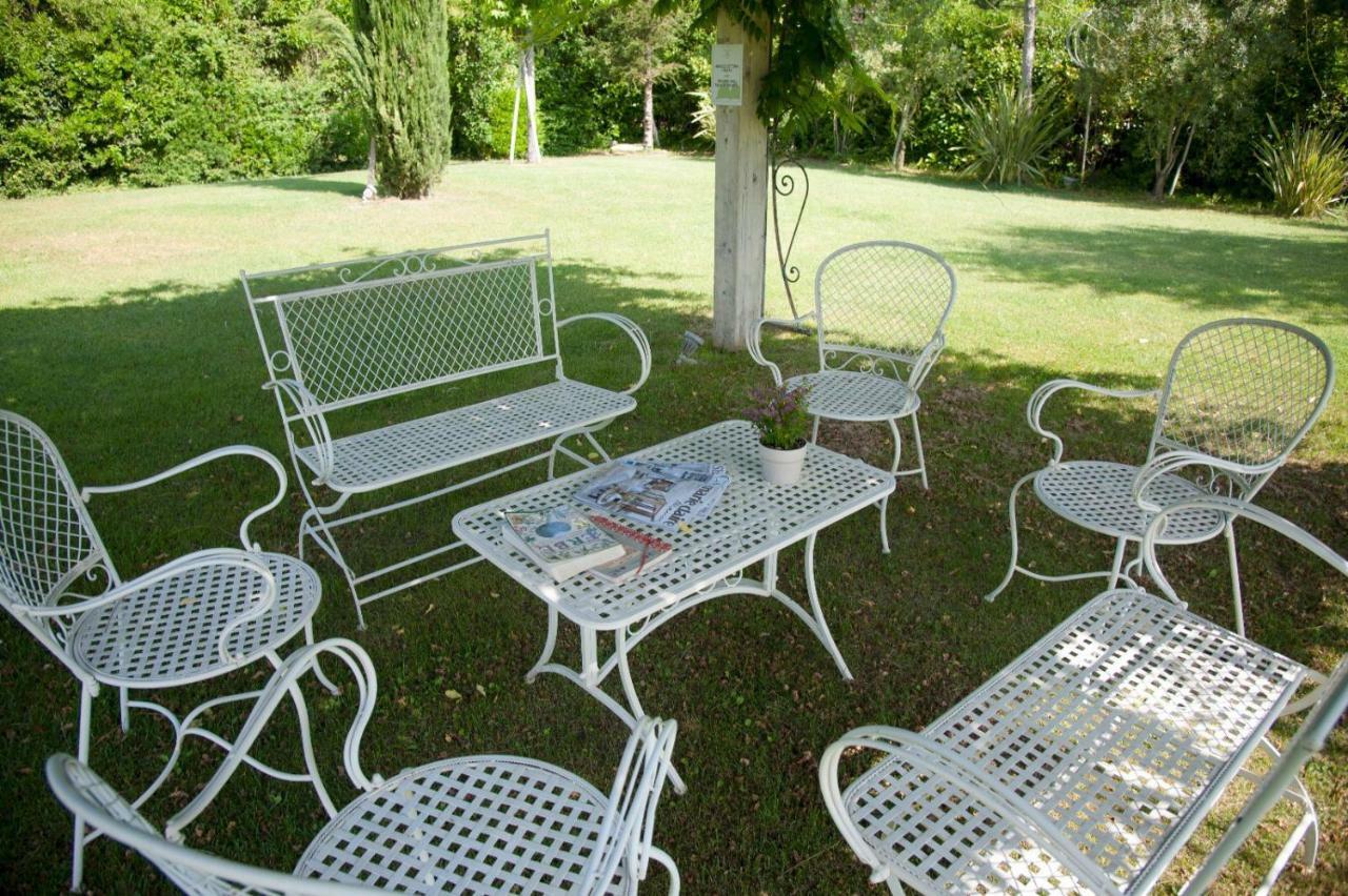 Cevoli Country Resort Lari Eksteriør bilde